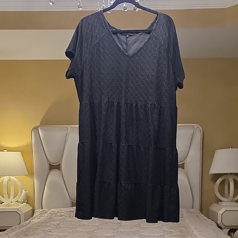 Vibe Sportswear Elegant Black Lace Mini Dress